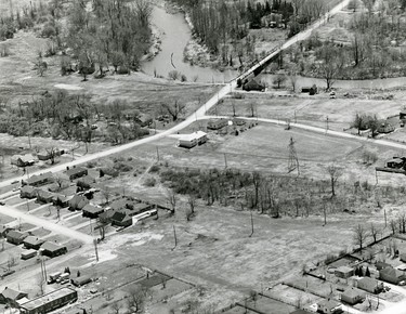 Meadowlily Bridge aerial, 1973. (London Free Press files)