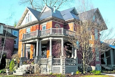 219 Wortley Rd. shows the mix of ornate Queen Anne Revival and simpler Edwardian styles. (Jessie B. Gussack photo)