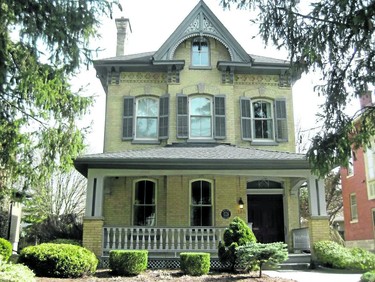 195 Elmwood Ave. is a good example of the tall, slender lines of Italianate style. (Sylvia Chodas photo)