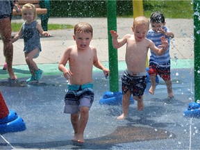 London's 16 splash pads open this weekend. (Free Press file photo)