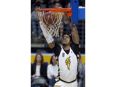 London Lightning player Mo Bolden slams home two points during the first half of Game 3 of the NBL of Canada championship series against the Halifax Hurricanes in London, Ont. on Thursday May 10, 2018. (Derek Ruttan/The London Free Press)