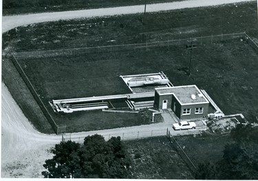 Oxford Pollution Control Plant formerly known as the London Township west end sewage treatment plant at the end of Oxford Street West near the Thames River. It is one of 5 London pollution control stations and is scheduled for $1,080,000 expansion by 1965. photo taken 1962. (London Free Press files)