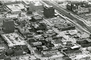 Aerial looking east showing CN Tower on York Street, 1974. (London Free Press files)