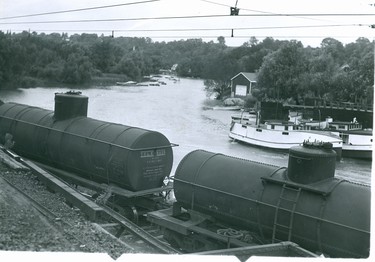 Kettle Creek, past the drawbridge. Turning basin would be to the left, easy access by rail shown in foreground, 1951. (London Free Press files)