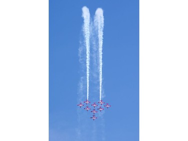 The Snowbirds, the Canadian Armed Forces award-winning precision flying team, perform  Sunday during the 2018 Great Lakes International Airshow in St. Thomas. Derek Ruttan/The London Free Press