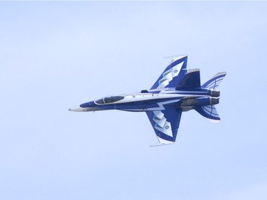A CF-18 fighter jet flies Sunday during the 2018 Great Lakes International Airshow in St. Thomas. Derek Ruttan/The London Free Press