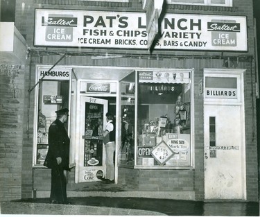 Pat's Lunch and Variety Store on Oxford Street, 1966. (London Free Press files)