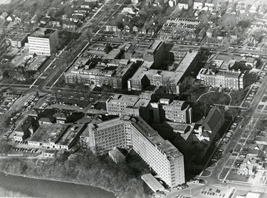 Aerial of Victoria Hospital on South Street, 1975. (London Free Press files)