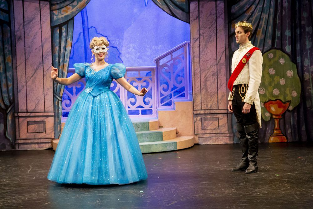 Review: Cinderella: The Panto a must-see at Huron Country Playhouse II ...