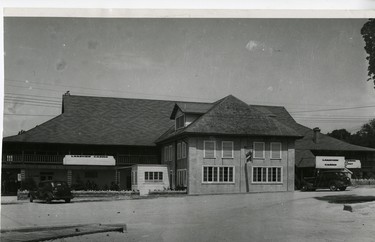 Grand Bend's Lakeview Casino, 1947. (London Free Press files)