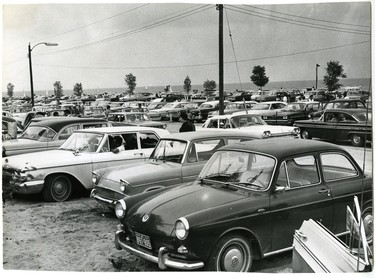 Grand Bend beach parking lot, 1965. (London Free Press files)