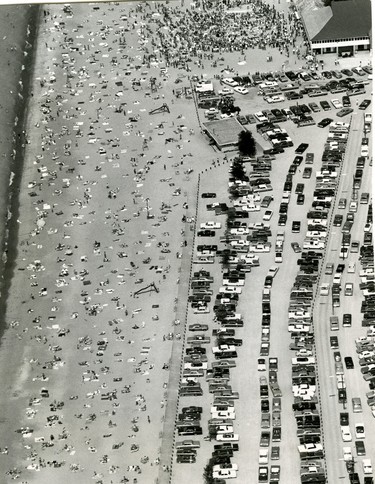 Grand Bend beach, 1967. (London Free Press files)