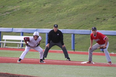 John Geddes gets ready to run to second base as the London Badgers face Etobicoke in the Baseball Canada 18U Championship final at Shell Place in Fort McMurray, Alta., on Sunday, August 19, 2018. (Laura Beamish/Postmedia Network)