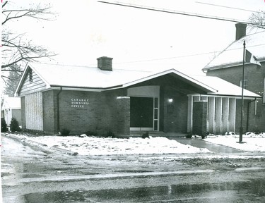 Caradoc Township office, $25,000 municipal building, 1966. (London Free Press files)