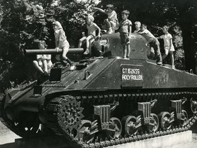 Holy Roller in Victoria Park, 1960. (LFP ARCHIVES)