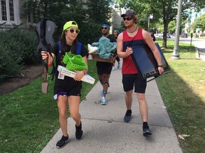 Student volunteers were out in full force at Medway-Sydenham Hall Sunday morning to help first year students move into their rooms.