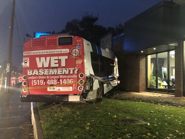 A London Transit bus crashed into a veterinary clinic on Oxford Street. Photo taken Wednesday Oct. 31, 2018. (Jonathan Juha/The London Free Press)