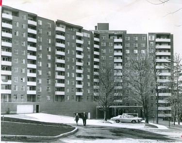 Grosvenor Gate apartments at 1 Grosvenor Street, 1967. (London Free Press files)