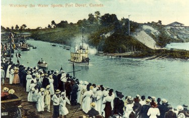 Watching the water sports in Port Dover, historic postcard. (London Free Press files)