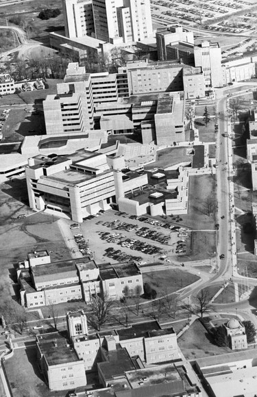 Western campus, north from Engineering bulding, 1973. (London Free Press files)