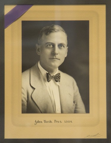 John A. Nash opened Nash Jewellers in 1918 in London.