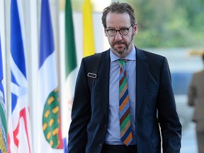 Gerald Butts, principal secretary to Prime Minister Justin Trudeau, arrives during the First Ministers Meeting in Ottawa on Tuesday, Oct. 3, 2017. (THE CANADIAN PRESS/Sean Kilpatrick)