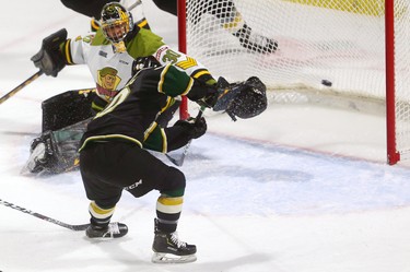 Antonio Stranges as a trailer gets a perfect pass from Paul Cotter and makes no mistake as he finds the empty net behind North Bay goalie Christian Purboo to open the scoring Sunday February 24, 2019 at Budweiser Gardens.  The Knights finally got their offence running with 8 goals so far in the game. Mike Hensen/The London Free Press/Postmedia Network