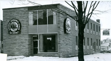 Natinoal Auto League of Canada, 1959, on King Street. (London Free Press files)