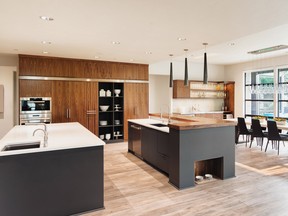 This spacious kitchen's great for cooking and entertaining.