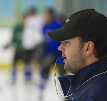 Kelly Thomson as head coach of the London Nationals in 2013.