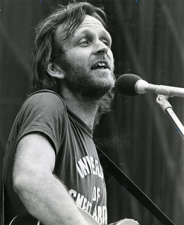 Valdy performs at Home County Folk Festival, 1975. (London Free Press files)