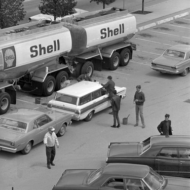 Shunpiker Tour, May 31, 1969. (London Free Press files, Weldon Archives)