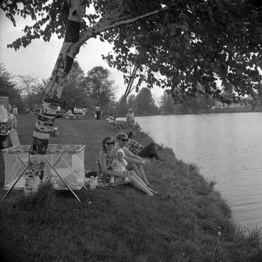 Shunpiker Tour, May 12, 1970. (London Free Press files, Weldon Archives)