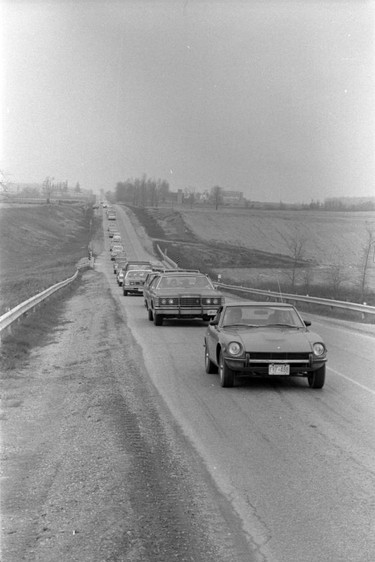 Mother's Day, Shunpiker Mystery Tour, 1980. (London Free Press files, Weldon Archives)