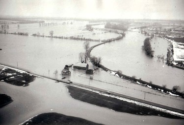 Flood in Dover 1965