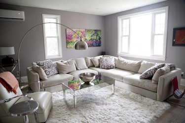 The sitting room at 2475 Gideon Drive in Delaware, Ont. Derek Ruttan/The London Free Press