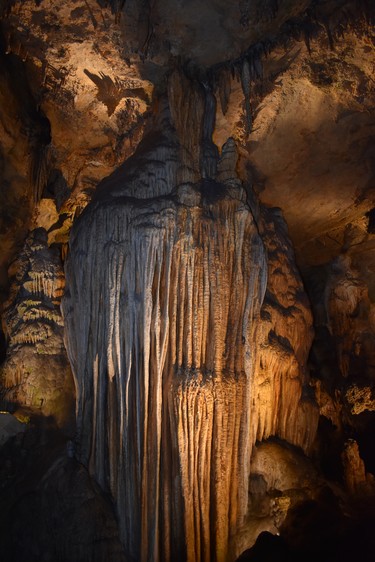 An explosion of stalactites and stalagmites greet visitors including this one named the Washington Column to honour the first American president.  Guided tours of Luray Caverns wind along a 2.4 km pathway and take about an hour.

BARBARA TAYLOR The London Free Press
Luray Caverns, Virginia
June 2019