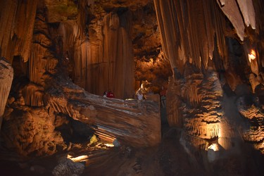 Fallen stalactites dwarf visitors on tour in Luray Caverns. Guided tours along the 2.4 km path take about an hour winding through narrow passages and enormous cathedra-sizedl rooms.
BARBARA TAYLOR The London Free Press
Luray Caverns, Virginia
June 2019