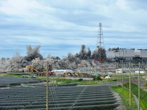 The powerhouse of the former Nanticoke Generating Station was demolished on Thursday morning after being decommissioned in 2013. (ASHLEY TAYLOR SIMCOE REFORMER)