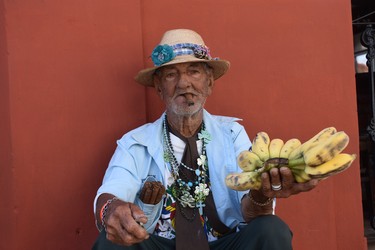 Unlike on the streets of Havana, where vendors often request money for taking their photos, ÒAntonioÓ of Remedios only wanted payment for a banana.
BARBARA TAYLOR/THE LONDON FREE PRESS