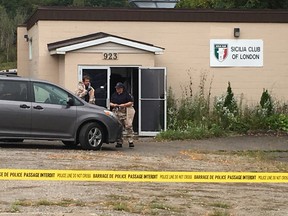 Police raided a property in south London as part of what the RCMP call a "drug investigation." Photo taken Monday Sept. 23, 2019. (Derek Ruttan/The London Free Press)