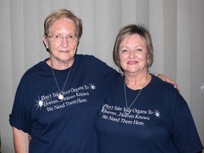 Forty years ago on Thursday, Donna Watters, left, of Aylmer, went under the knife to donate a kidney to keep her sister Lorna Telheiro, of Chatham, alive. They have been celebrating the "kidney anniversary" ever since. (Ellwood Shreve/Chatham Daily News)