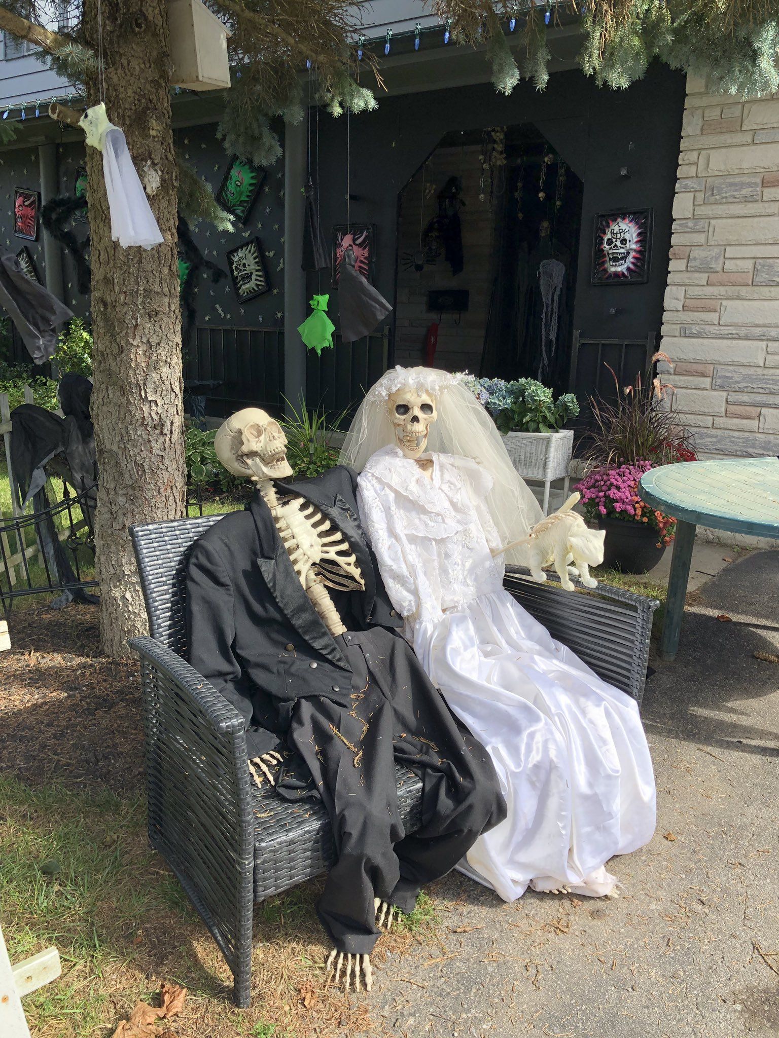 This house on Cranbrook Drive is definitely ready for Halloween. (Photo by Robin Harvey)