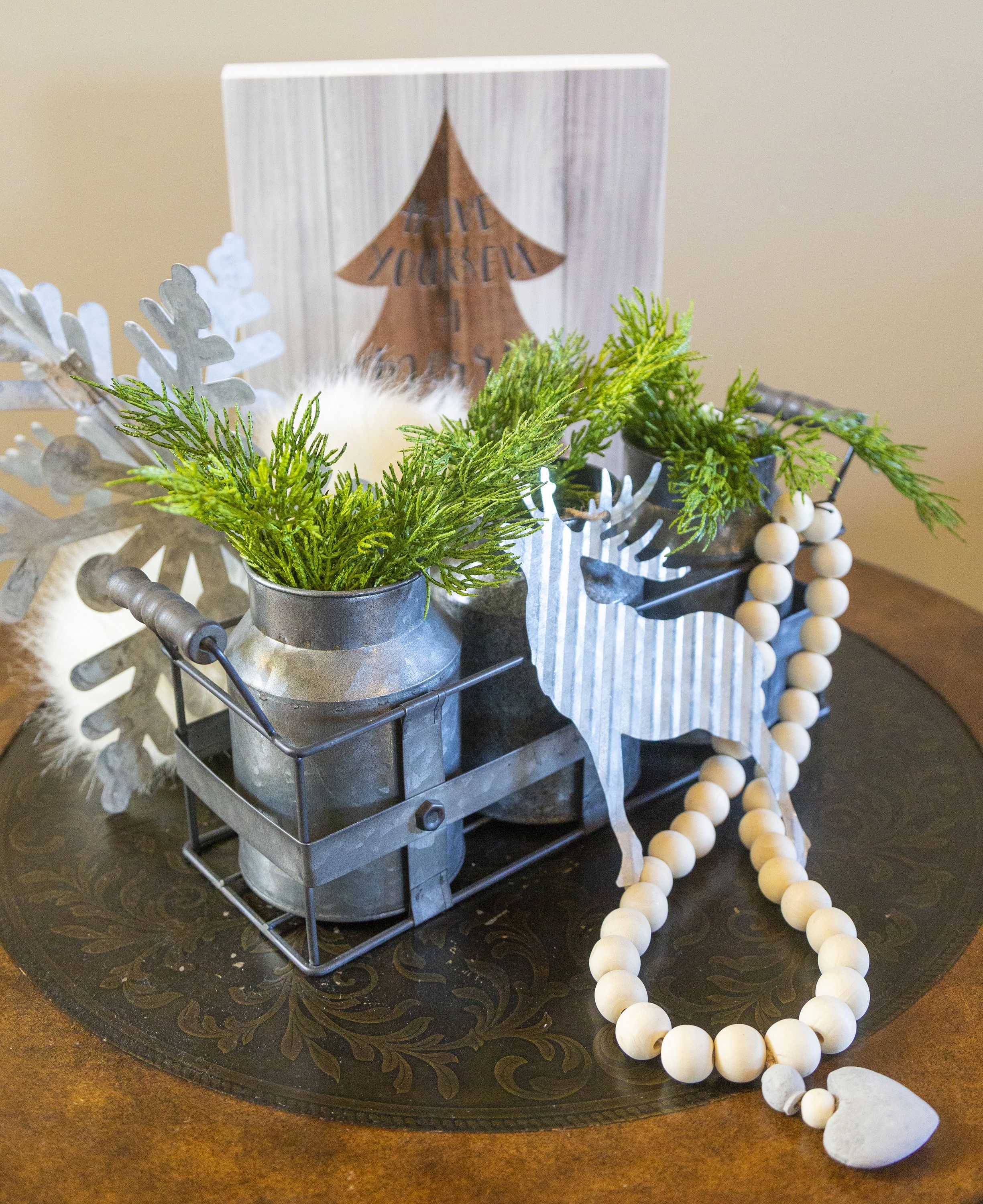 Christmas home tour for the Rotary Club Tour of Homes east of St. Thomas, at the home of Jim & Carol Wiebe.  Decorator Jaclyn McClenaghan of Berry Hill.  Mike Hensen/The London Free Press/Postmedia Network