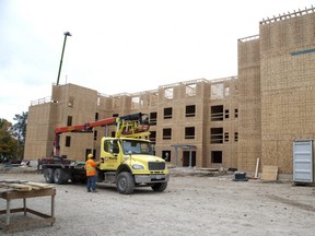 Construction continues on an affordable housing apartment building at 770 Whetter Ave. in London, Ont. on Friday October 12, 2018. (Free Press file photo)