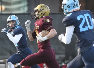 London's A.B. Lucas Vikings in OFSSA Western Bowl action with the Huron Heights Warriors on Thursday, Nov. 28, 2019 at Ron Joyce Stadium at McMaster University in Hamilton. Huron Heights won the game 41-19. (Cathie Coward/Hamilton Spectator)