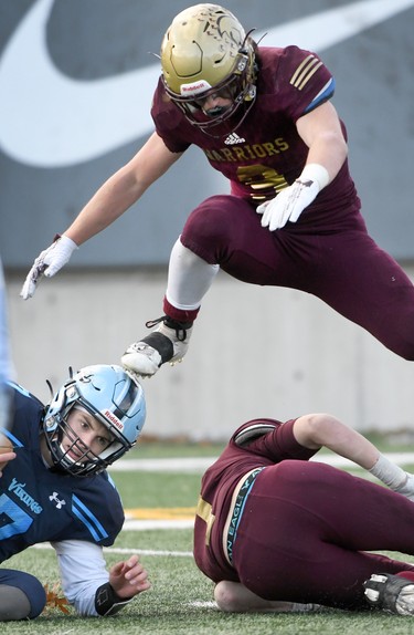 London's A.B. Lucas Vikings in OFSSA Western Bowl action with the Huron Heights Warriors on Thursday, Nov. 28, 2019 at Ron Joyce Stadium at McMaster University in Hamilton. Huron Heights won the game 41-19. (Cathie Coward/Hamilton Spectator)