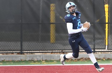 London's A.B. Lucas Vikings in OFSSA Western Bowl action with the Huron Heights Warriors on Thursday, Nov. 28, 2019 at Ron Joyce Stadium at McMaster University in Hamilton. Huron Heights won the game 41-19. (Cathie Coward/Hamilton Spectator)