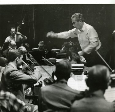Martin Boundy rehearses with the London Symphony Orchestra, 1964. (London Free Press files)