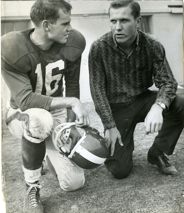 Jim Israel, quarterback for Toront Blues and his brother Bob Israel, quarterback for Western Mustangs, 1963. (London Free Press files)